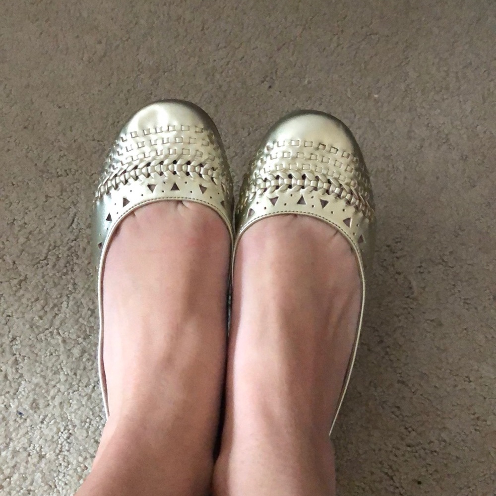 GOLD FLATS - Picture 2 of 3